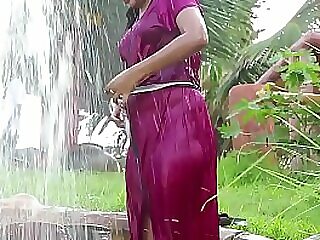 desi clamminess catholic enjoy paniwala dance in the air bikni (hot photoshoot in the air bikni 2017)